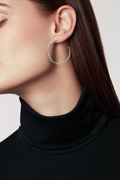 chanel coco crush earrings price